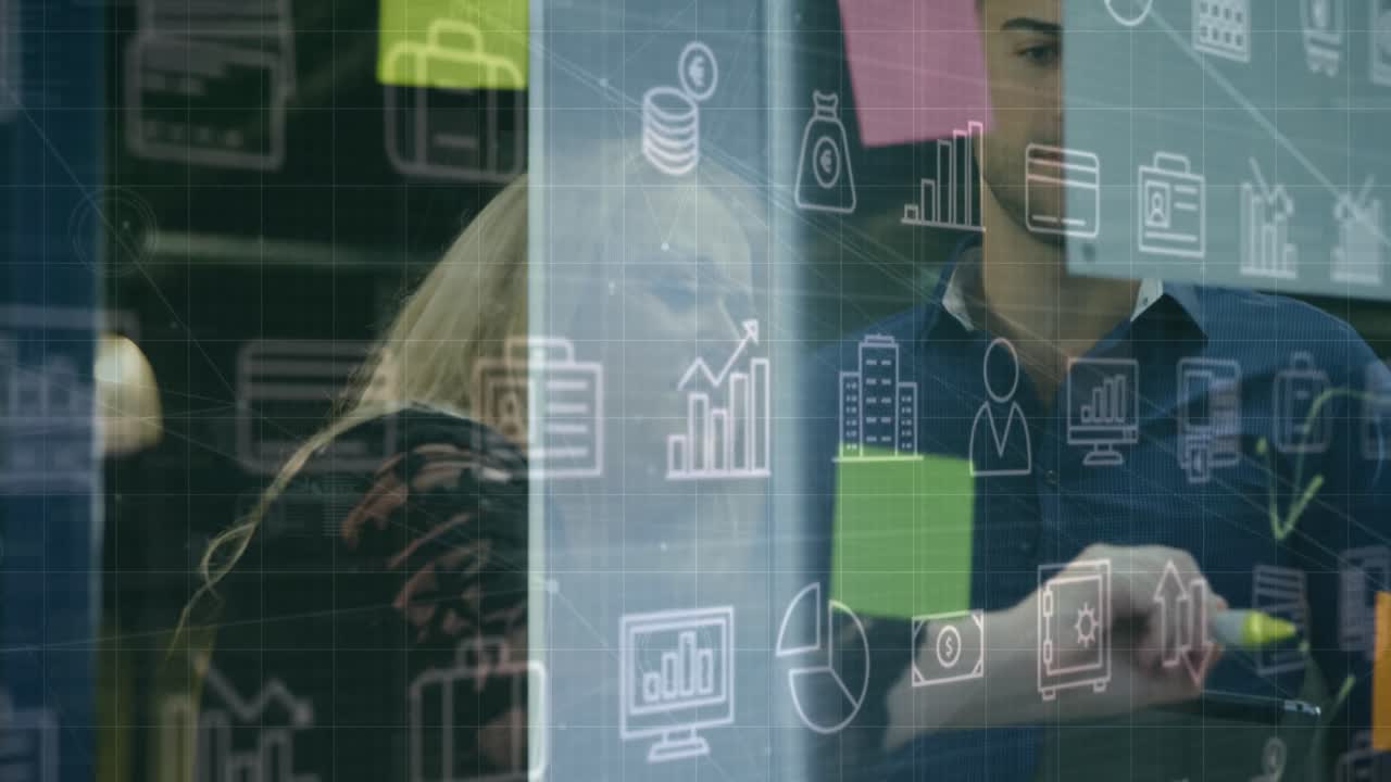 animación del procesamiento de datos financieros e íconos sobre diversas personas de negocios que trabajan en la oficina.