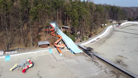 natürliches schwimmbad im winter tschechische republik, ostrava-poruba 4k