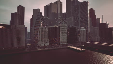 el horizonte de chicago al atardecer