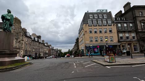 street view with thomas chalmers statue