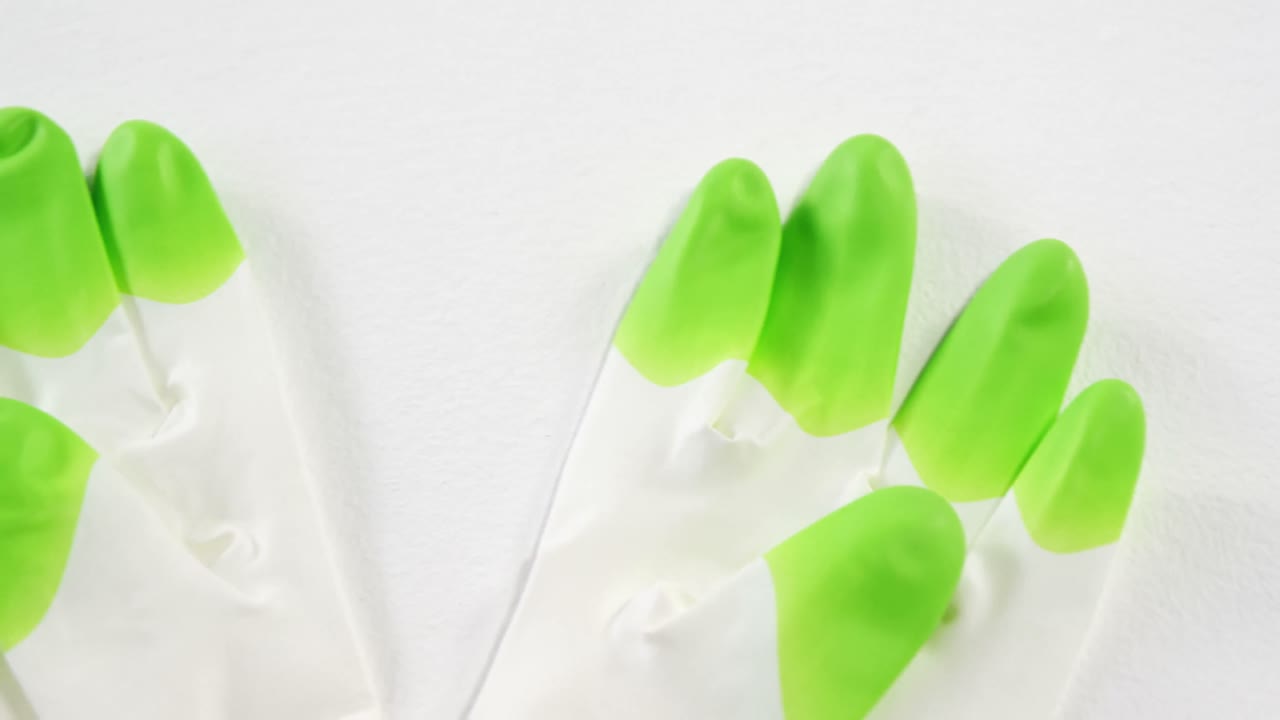 이중 그림자 장갑의 클로즈업