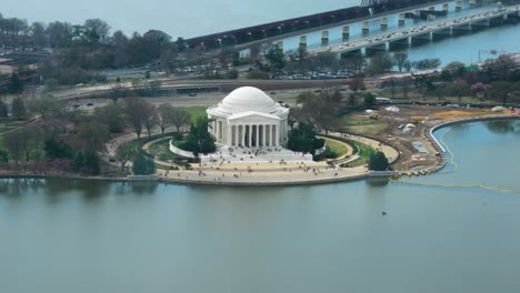 thomas jefferson memorial and washington dc tidal basic from above