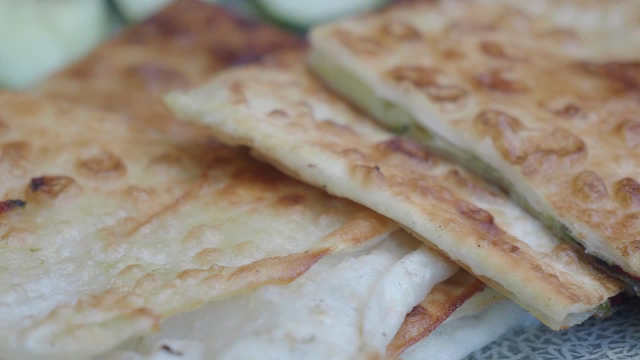 Delicious Stuffed Flatbread with Vegetables
