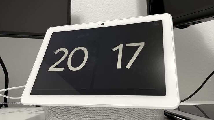 Years changing from 2014 to 2021 on a digital screen to illustrate time ticking by very quickly