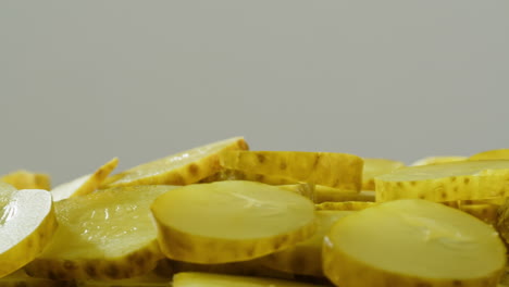 sliced pickled cucumbers