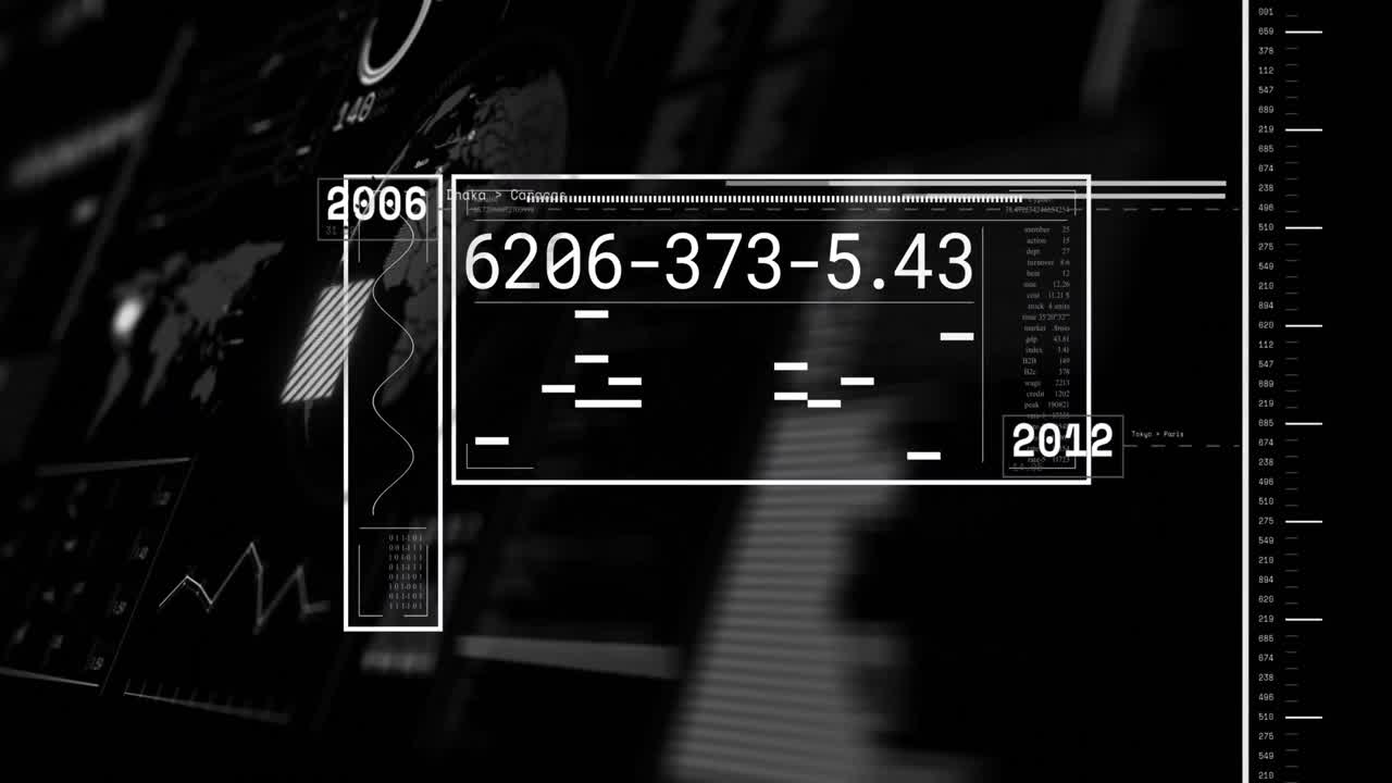 Animazione di un'interfaccia con elaborazione di dati e un globo rotante su sfondo nero.