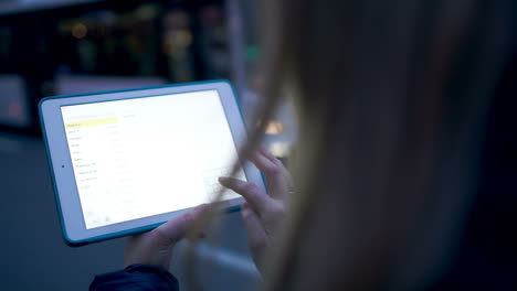 Using-touchpad-outdoor-in-the-evening