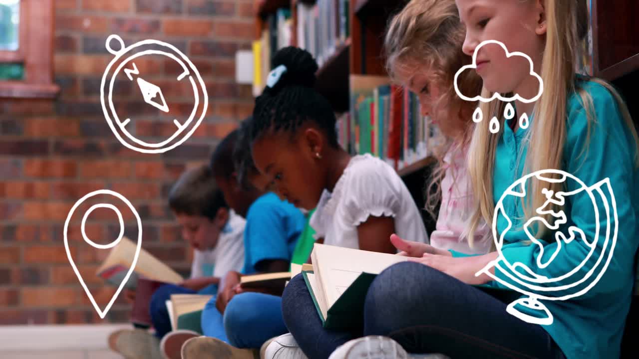 animación de iconos de geografía escolares moviéndose sobre niños de escuela felices leyendo libros en la escuela