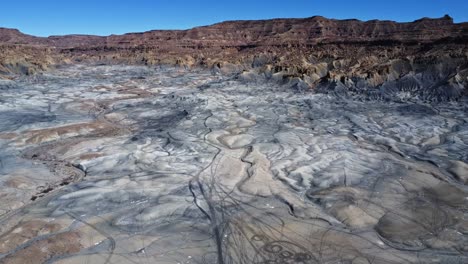 Untouched-mountainous-terrain-under-cloudless-blue-sky-in-Arizona