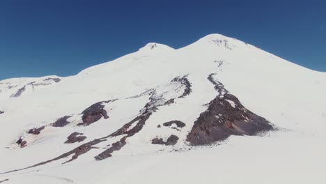 el majestuoso monte elbrus en el cáucaso