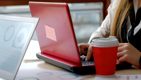 ineficiencia en el trabajo de oficina educación informática mecanografía
