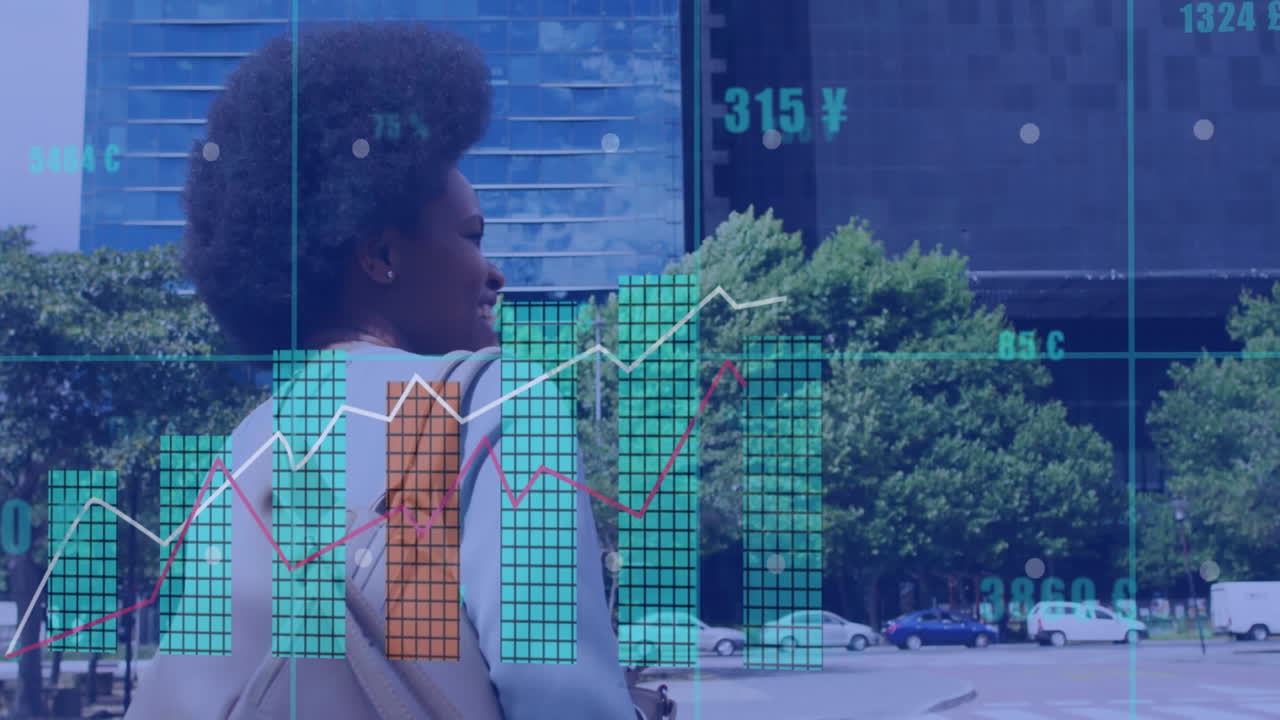 Animação de processamento de dados estatísticos contra mulher afro-americana chamando um táxi na rua