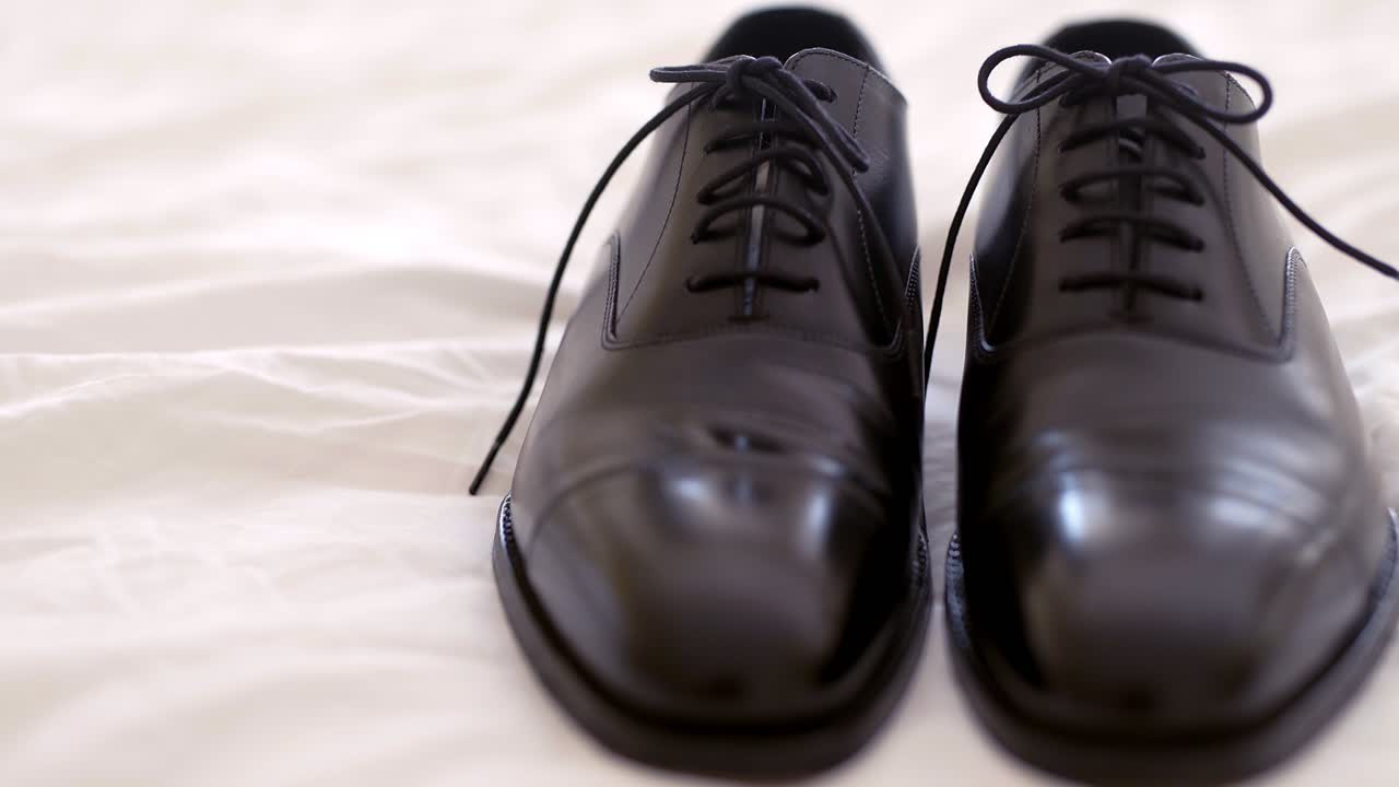 zapatos negros elegantes 1