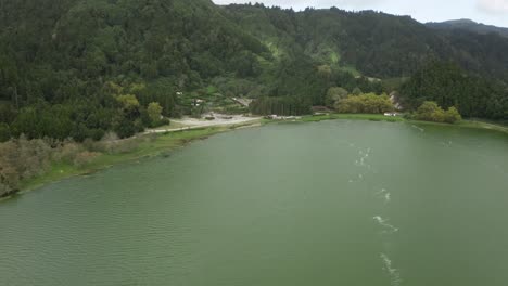 Azores-Aerial:-Spectacular-Flyover-of-Furnas-Lagoon,-São-Miguel-Island