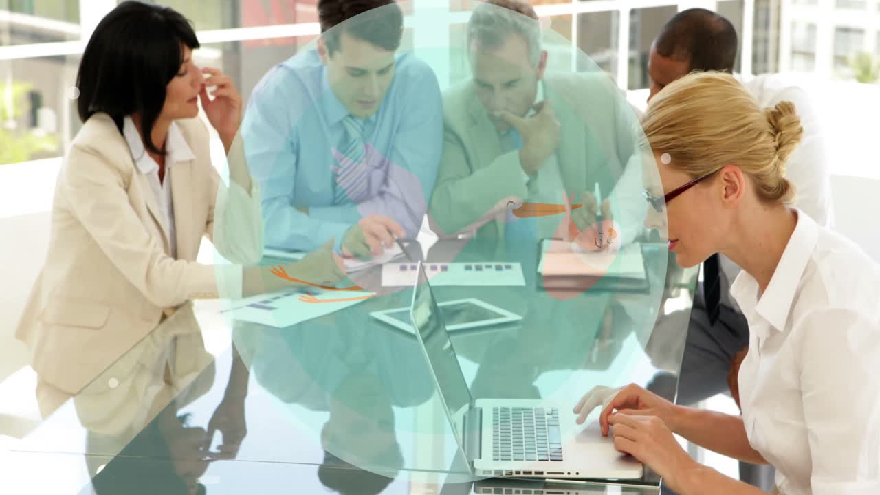 행복 한 다양한 사업가 들 이 사무실 에서 함께 일 하는 세계 의 애니메이션