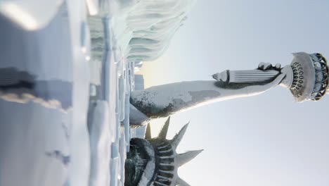 Statue-of-Liberty-frozen-in-an-apocalyptic-shot