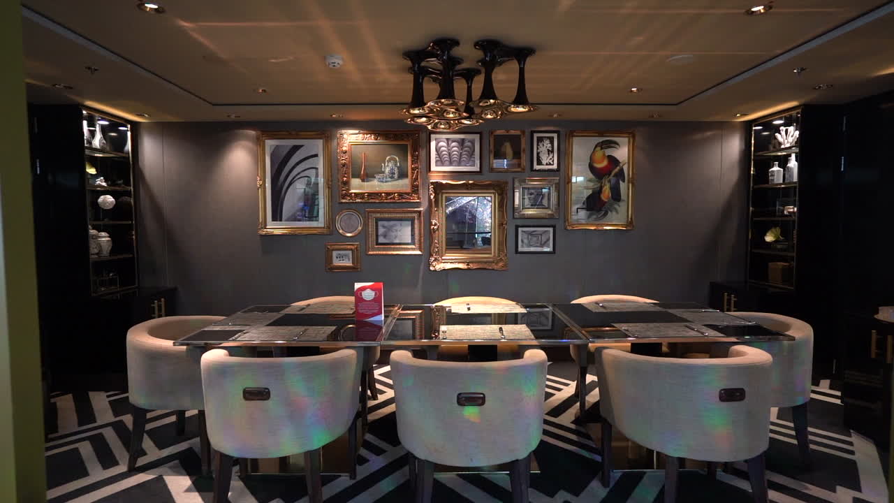 클럽의 개인 좌석 공간 | 싱가포르 크루즈