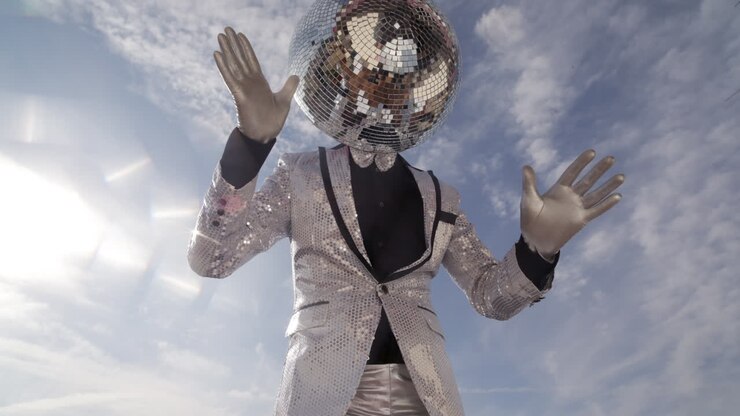 Mr Discoball 4K 07