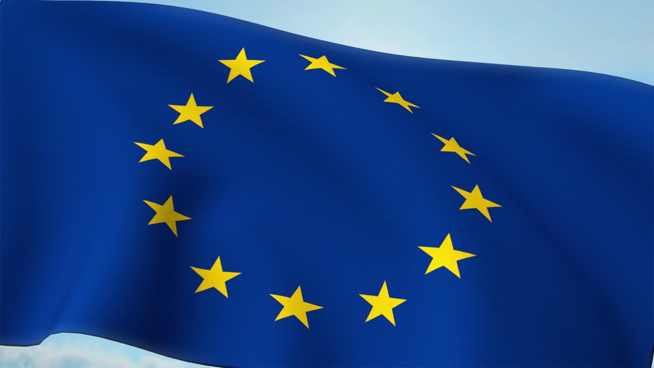 Euro, Europa, bandiera, primo piano, sventolante contro il cielo blu, Eurozona, UE, Unione Europea, 4K