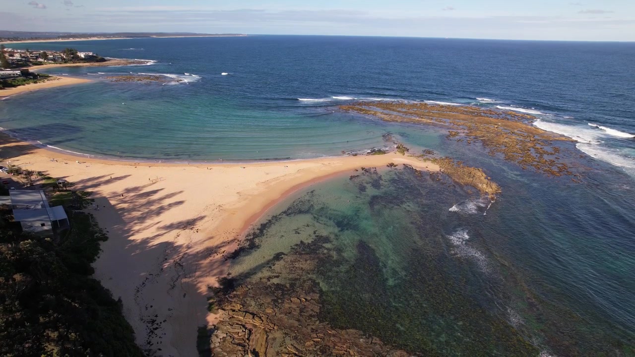 Toowoon Point e Baia nel Nuovo Galles del Sud, Australia - Ripresa aerea
