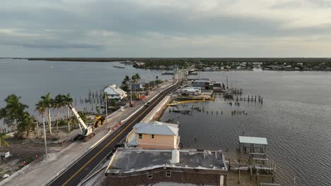 construir de nuevo cerca de pine island después del huracán ian