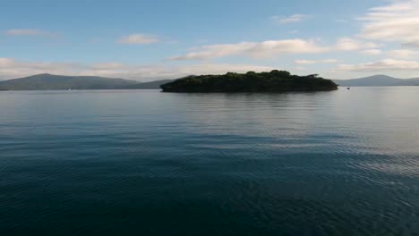 View-from-a-boat-on-the-driving-towards-a-lone-island