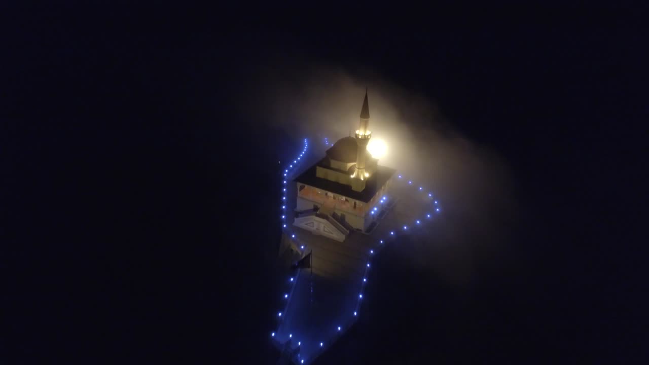 모스크에서 찍은 놀라운 밤 사진