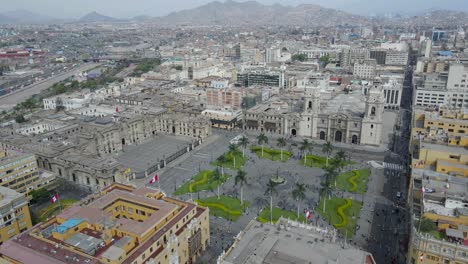 Plaza-de-Armas-de-Lima-Peru-con-Dron-en-4k-Lima-Peru-Palacio-de-Gobierno