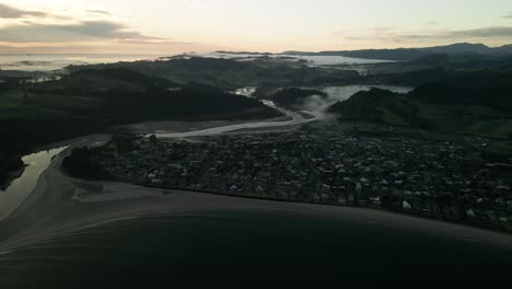 Fade-away-over-New-Zealand-mountains-into-the-sea