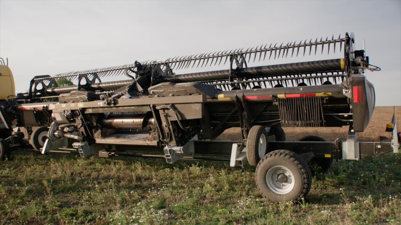 Detail of combine harvester reel on trailer