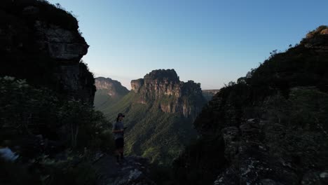 sunset-Morro-do-Castelo,-Vale-do-Pati,-Chapada-Diamantina,-Bahia,-Brazil