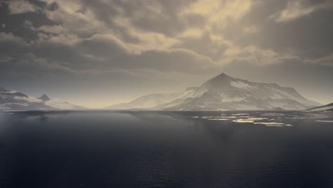 Mountains-covered-with-ice-in-Antarctic-landscape