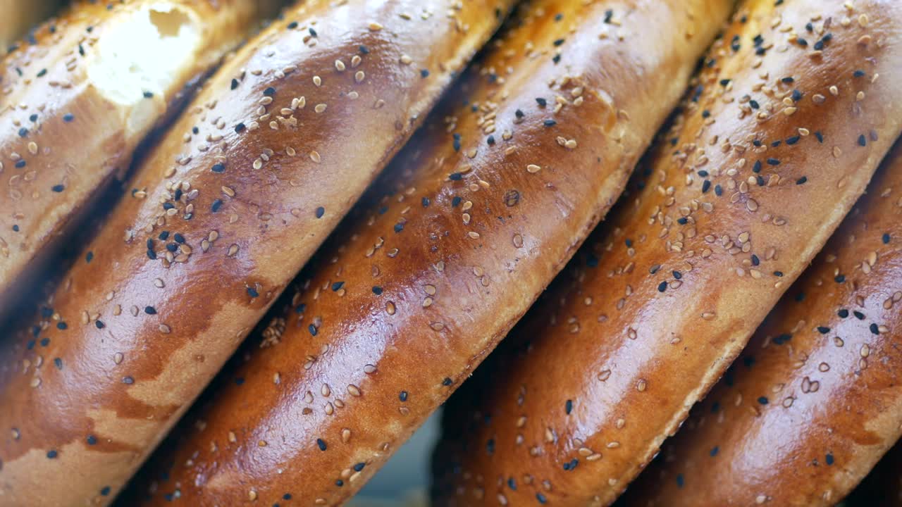 primer plano de pan de semillas de sésamo