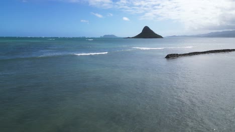 Chinaman's-Hat,-Mokoliʻi,-Oahu,-Hawaii