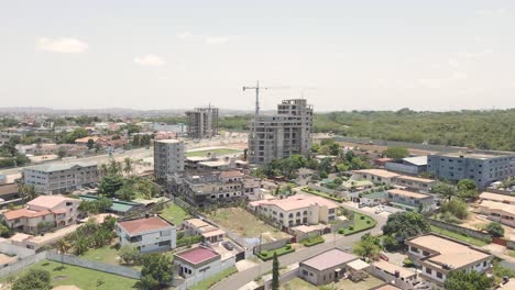 Vista-Aérea-De-Una-Finca-En-áfrica,-Ghana