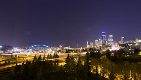 Hiperlapso-De-Las-Carreteras-De-Seattle-En-La-Noche