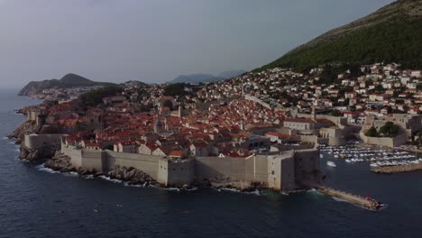 Imágenes-De-Drones-De-La-Ciudad-De-Dubrovnik.