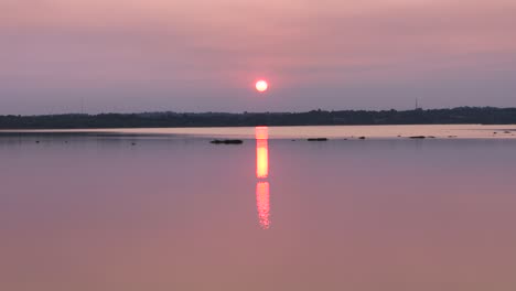 A drone&#039;s-eye view of a stunning sunset over the Paran&aacute; River