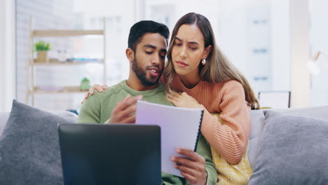 estrés de la deuda, pareja y apoyo en el hogar