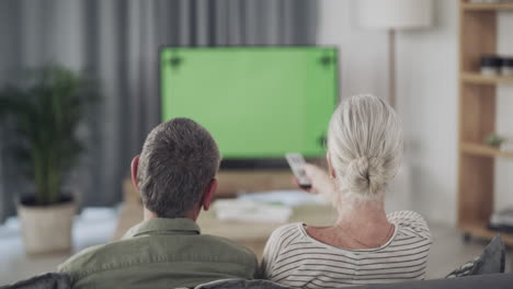 couple watching tv