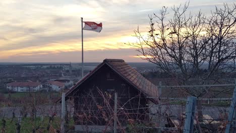 Stetige-Luft-Der-Deutsch-franken-weinberge-Während-Des-Sonnenuntergangs-Im-Herbst