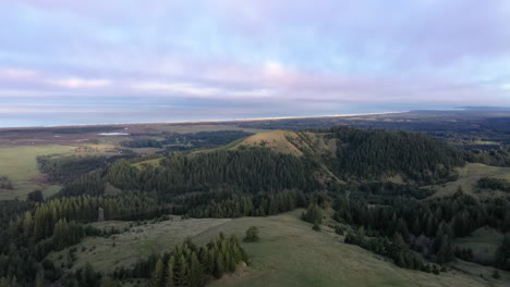 Oregon-Coastline-and-forested-hills-in-Langlois,-Oregon,-USA