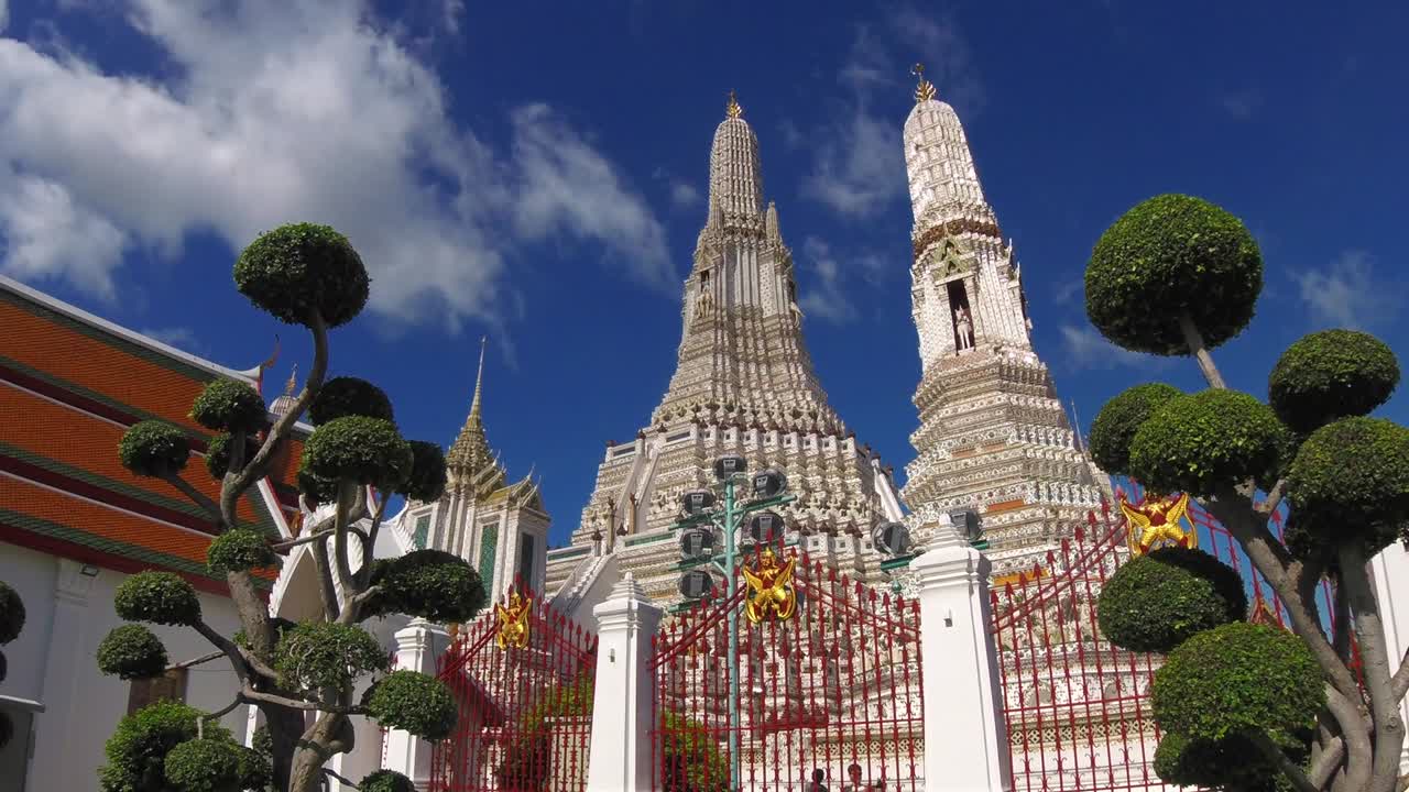 타임 라프:  아룬 태국 불교 사원, 방