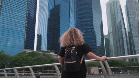 woman exploring the city skyline