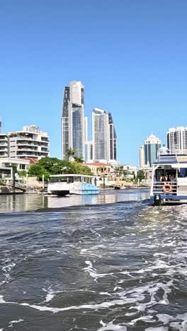 paseo panorámico en ferry por las vías fluviales de la costa de oro