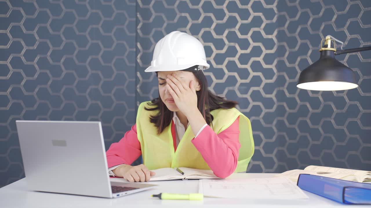 실패한 여성 엔지니어입니다.