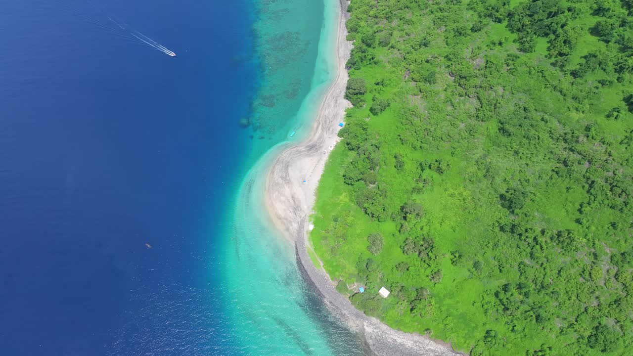 Comoros - Moheli - Ouenefou - high altitude view with a boat approaching
