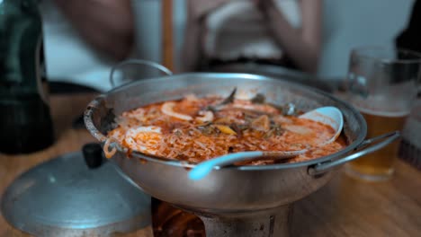 Sopa-Tom-Yum-En-Bangkok,-Tailandia