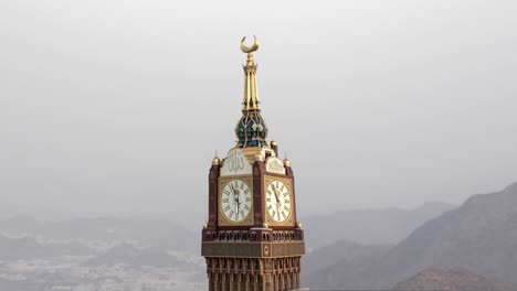 la torre del reloj de la meca