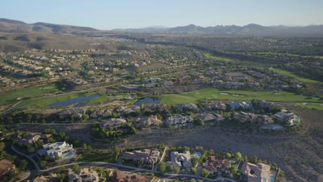 Luftaufnahme-Der-Vorstädtischen-Zersiedelung-In-Der-Nähe-Von-Las-Vegas-Nevada-6